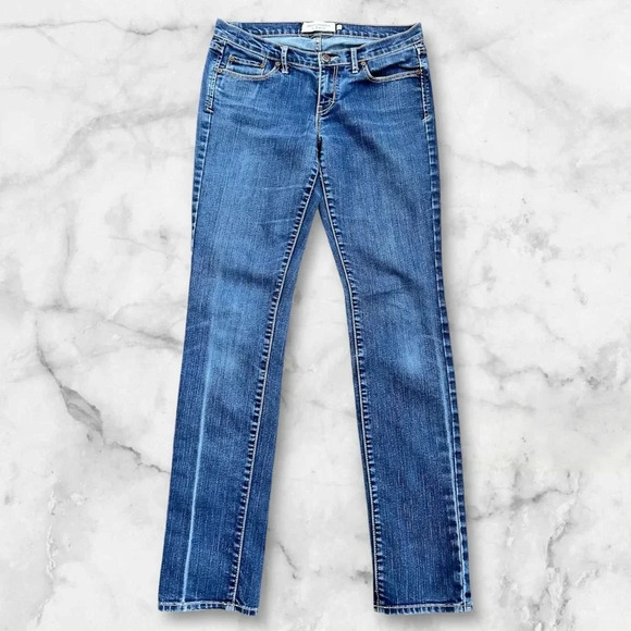 Abercrombie & Fitch Denim - Abercrombie & Fitch Erin straight leg jeans sz 6R Euc 012